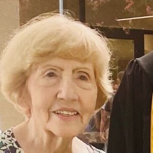 Meet your Posher, Angie